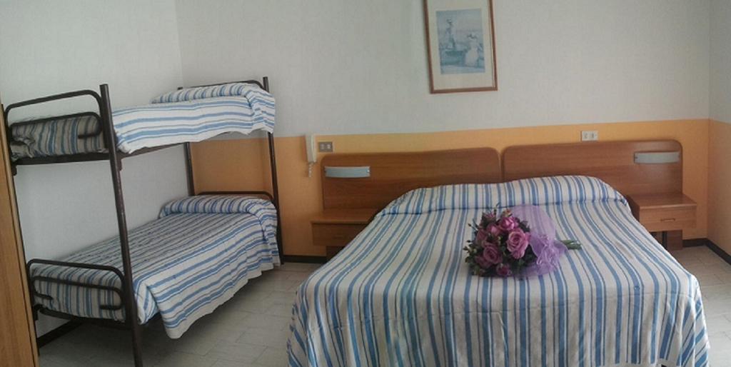 לידו די ג'סולו Villa Garda חדר תמונה